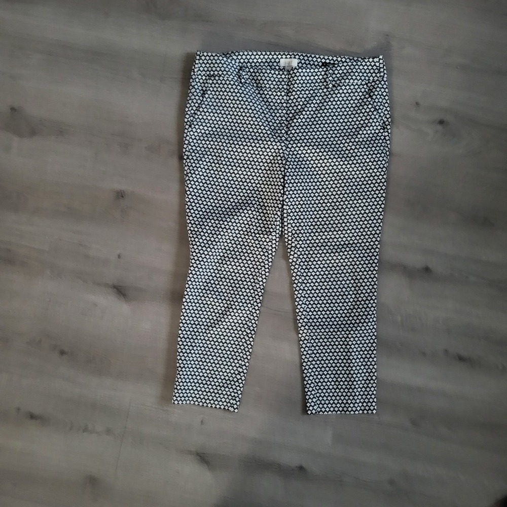 LOFT Outlet Modern Skinny Ankle Pants Black White Geometric Diamond Print 16 - Picture 4 of 7